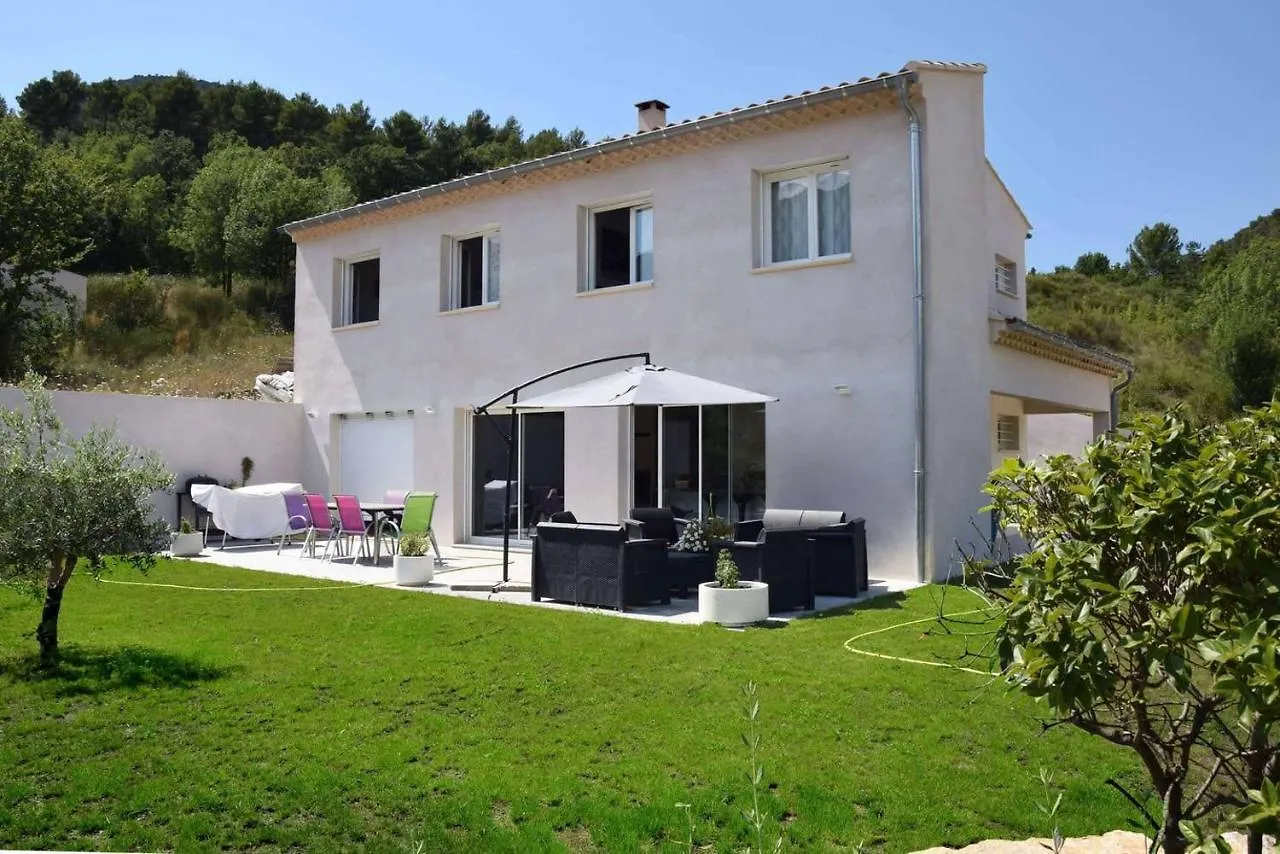 La Kalicia Villa Pierrelongue France